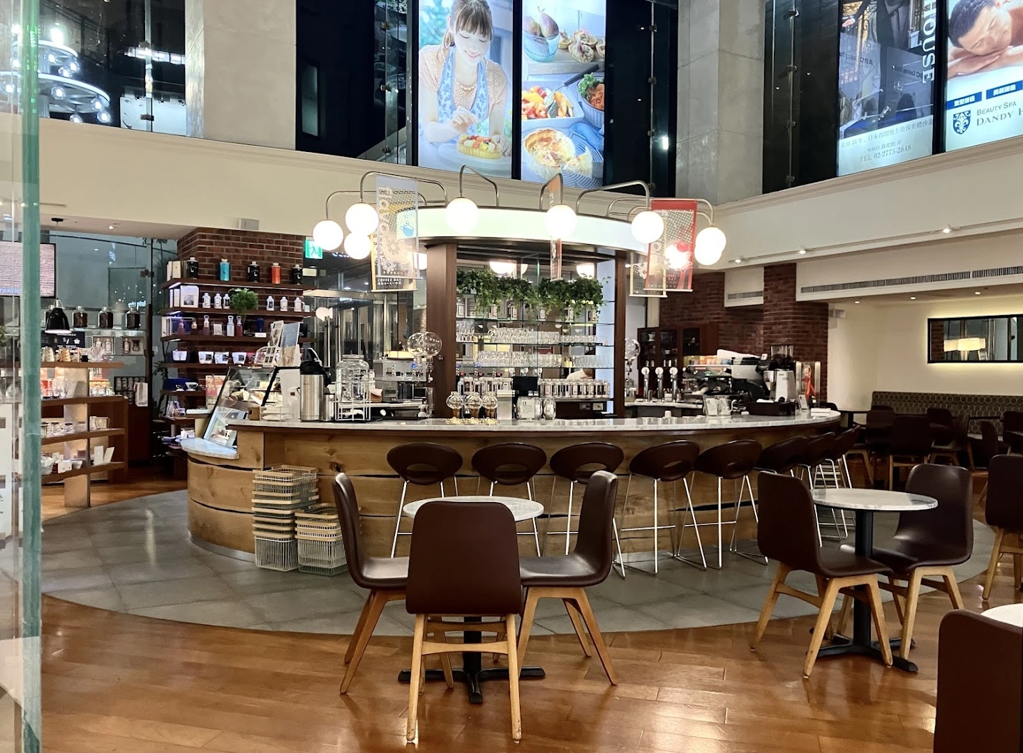 COFFEE LOVER's PLANET - Image 1