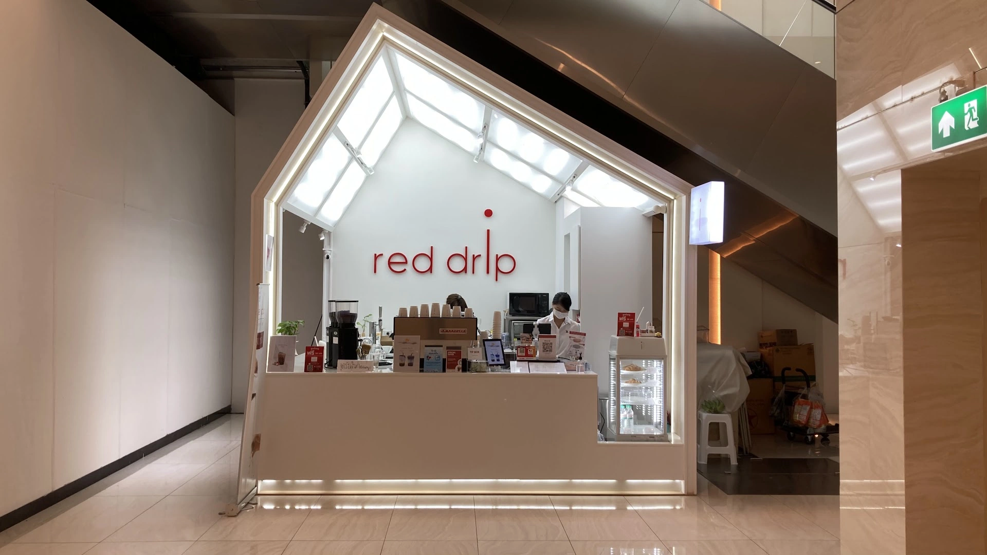 Red Drip - Specialty Coffee (Ratchathewi) - Image 1