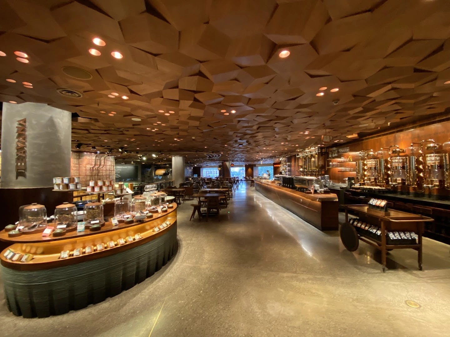 Starbucks Reserve Roastery 星巴克臻选上海烘焙工坊 - Image 1