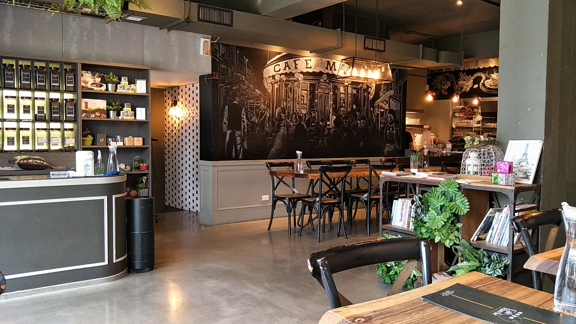 Cafe Marche - Image 1