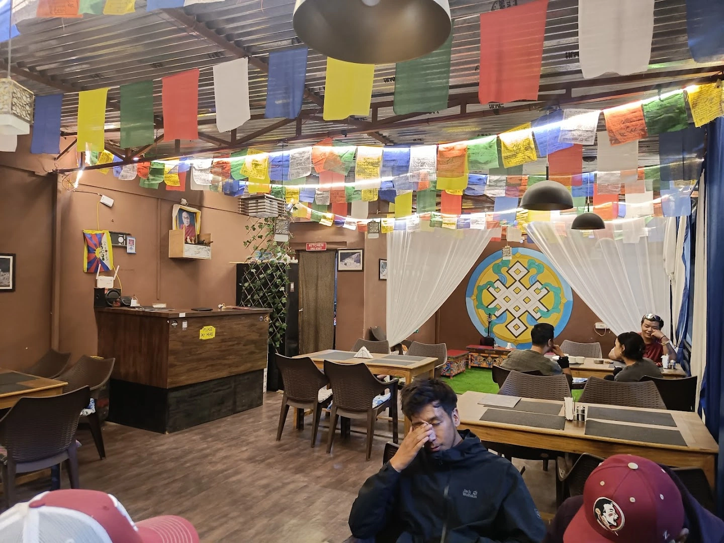 Magpie Cafe - Image 1