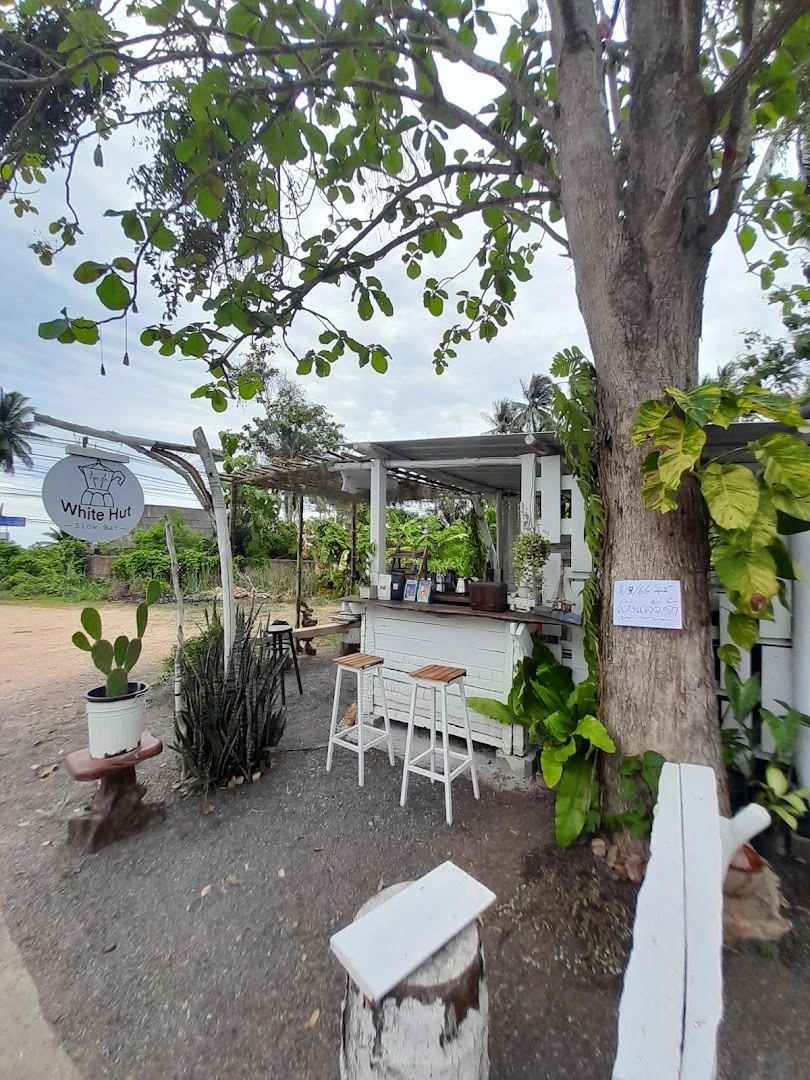 White Hut Slow Bar - Image 1