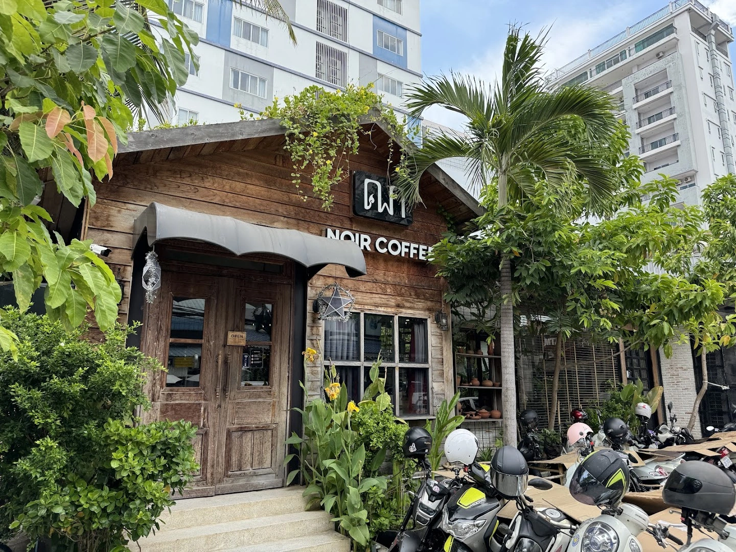 NOIR COFFEE TTP - Image 1