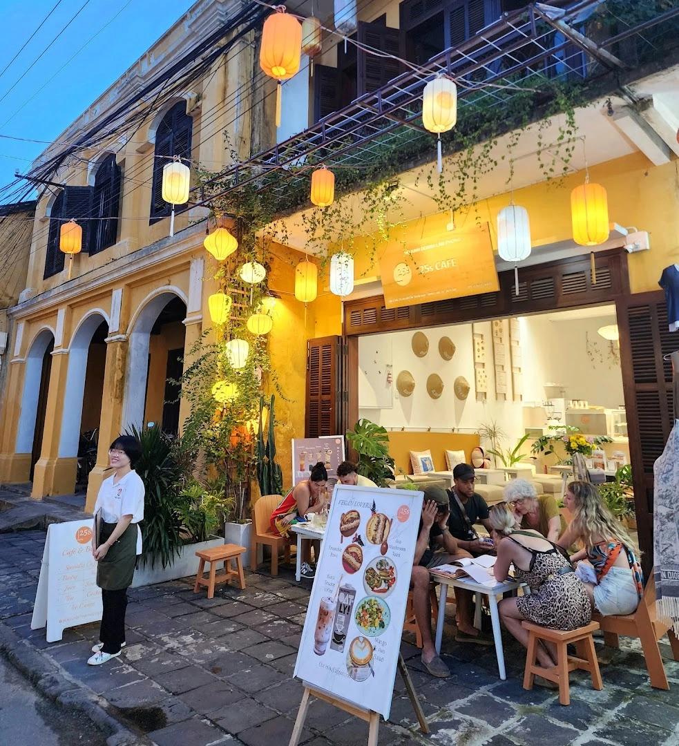 25s Cafe & Brunch - Image 1