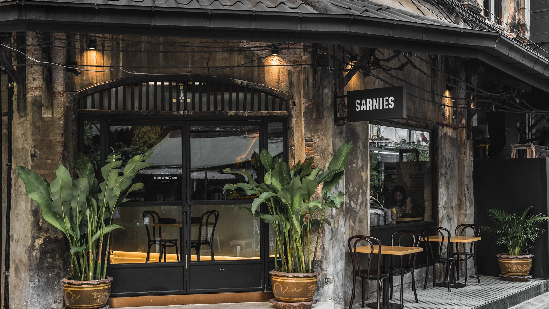 Sarnies Bangkok - Image 1