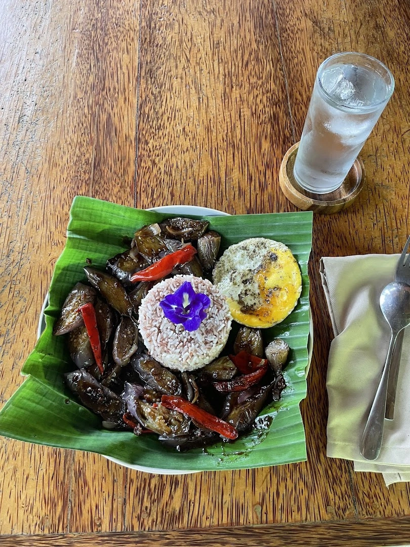 Ulap Surf Café - Image 1