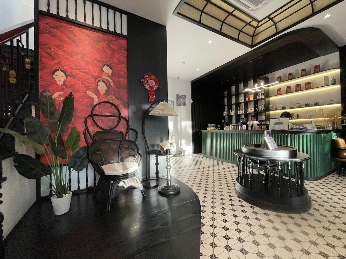 MAE Coffee - Image 1