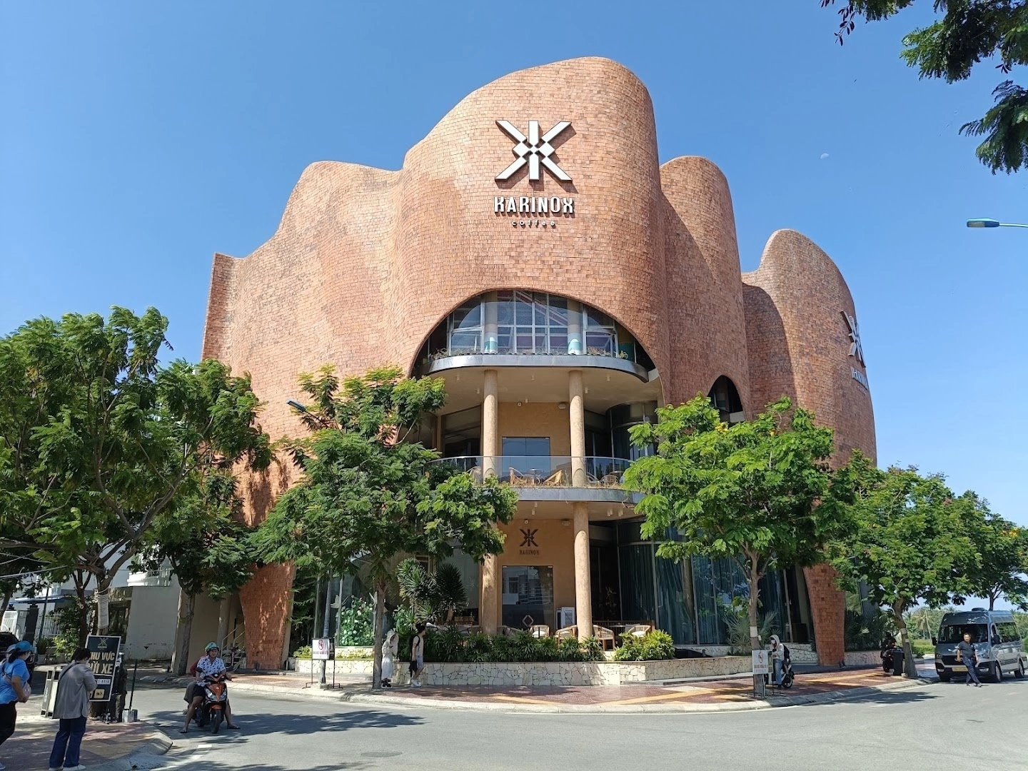 Karinox Coffee - Image 1