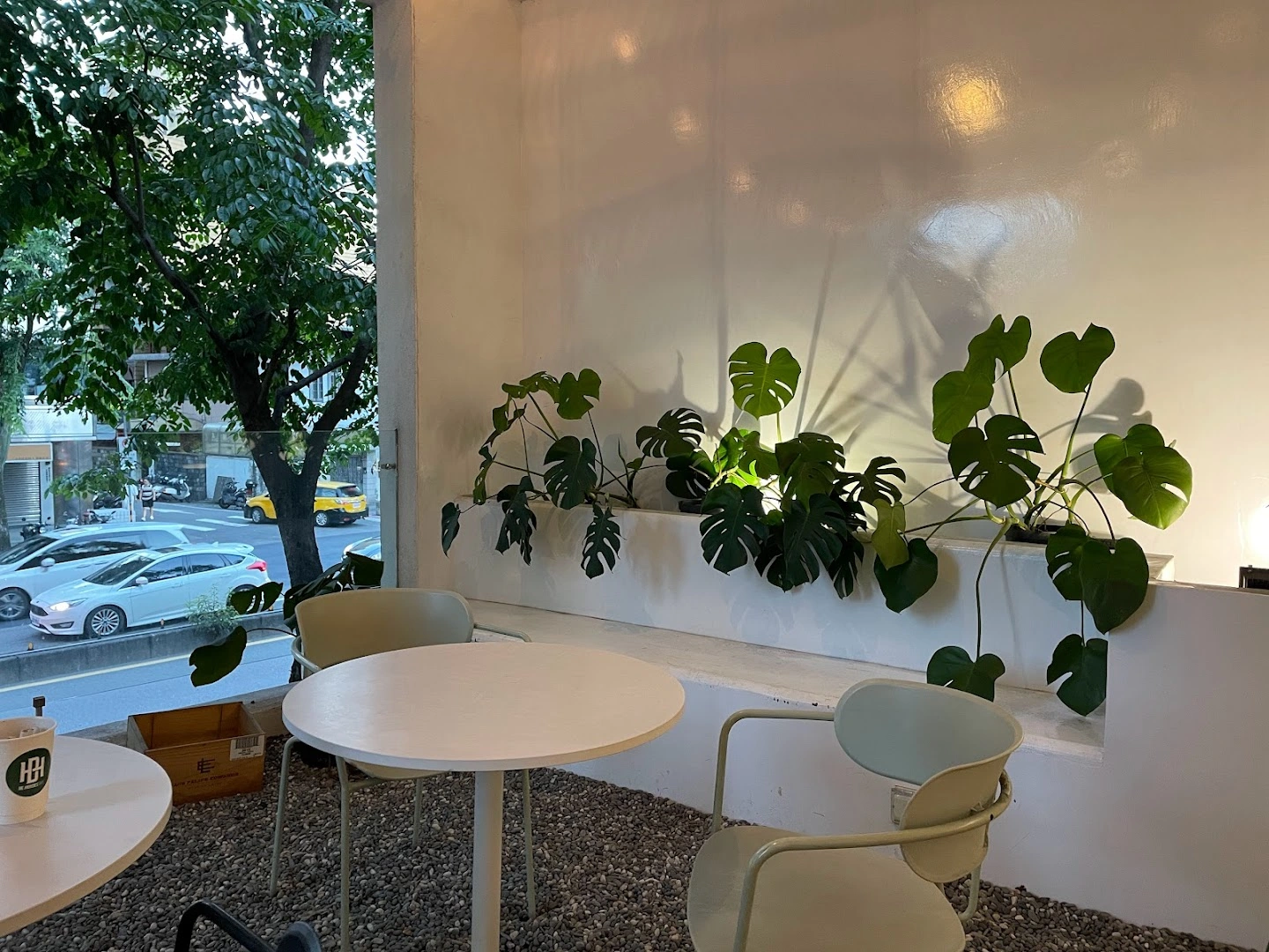 Be heroes cafe/駐唱咖啡餐酒館 - Image 1