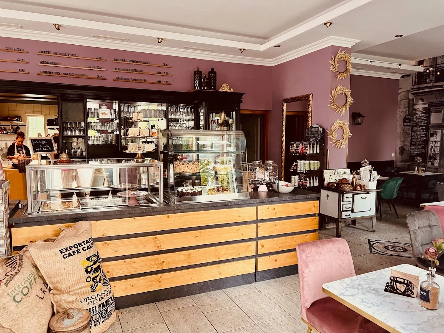 Café Kibar Wunderbar - Image 1