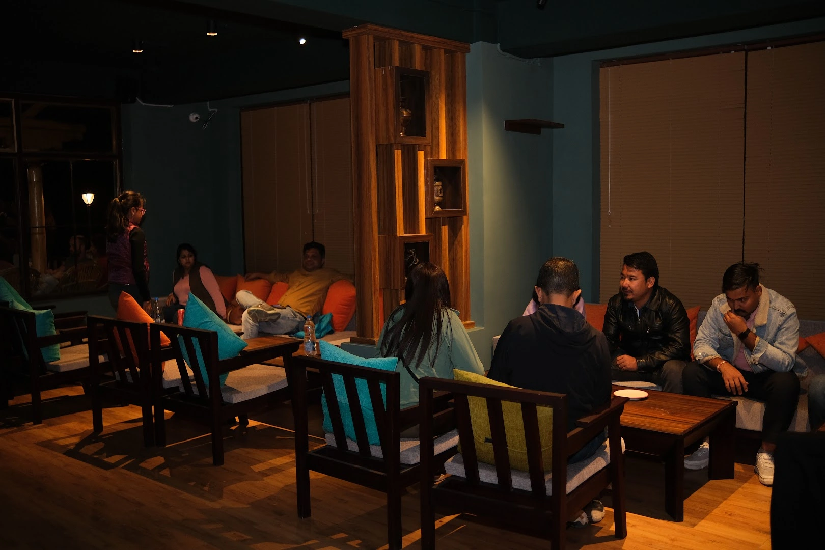 Downtown Cafe & Bar - Image 1