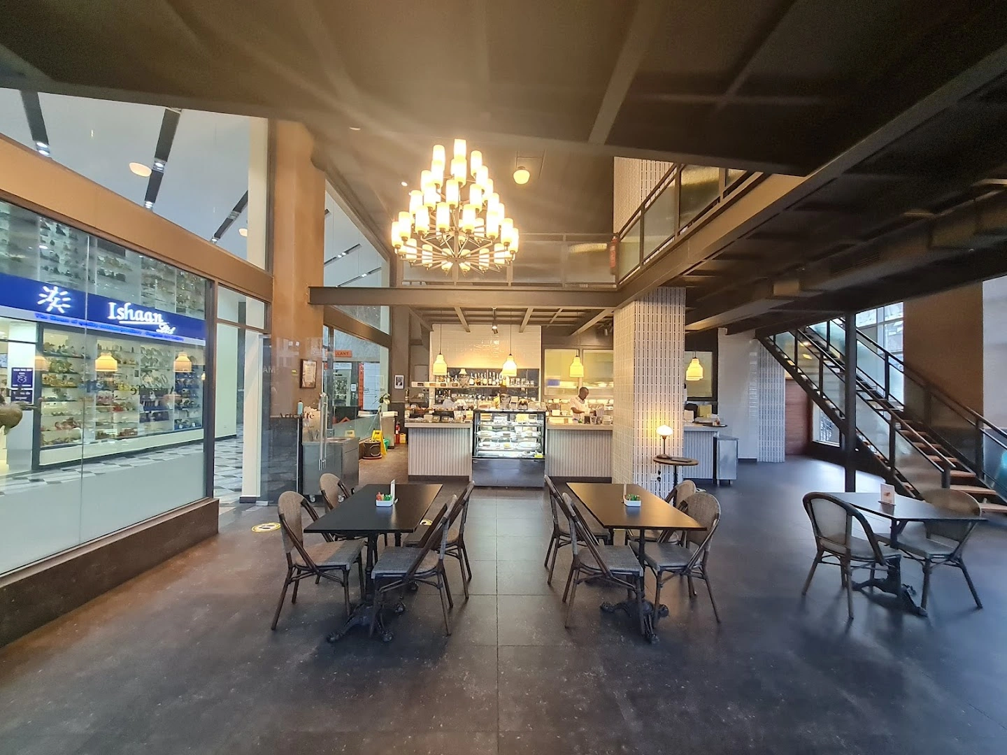 Artcaffé Restaurant - Image 1