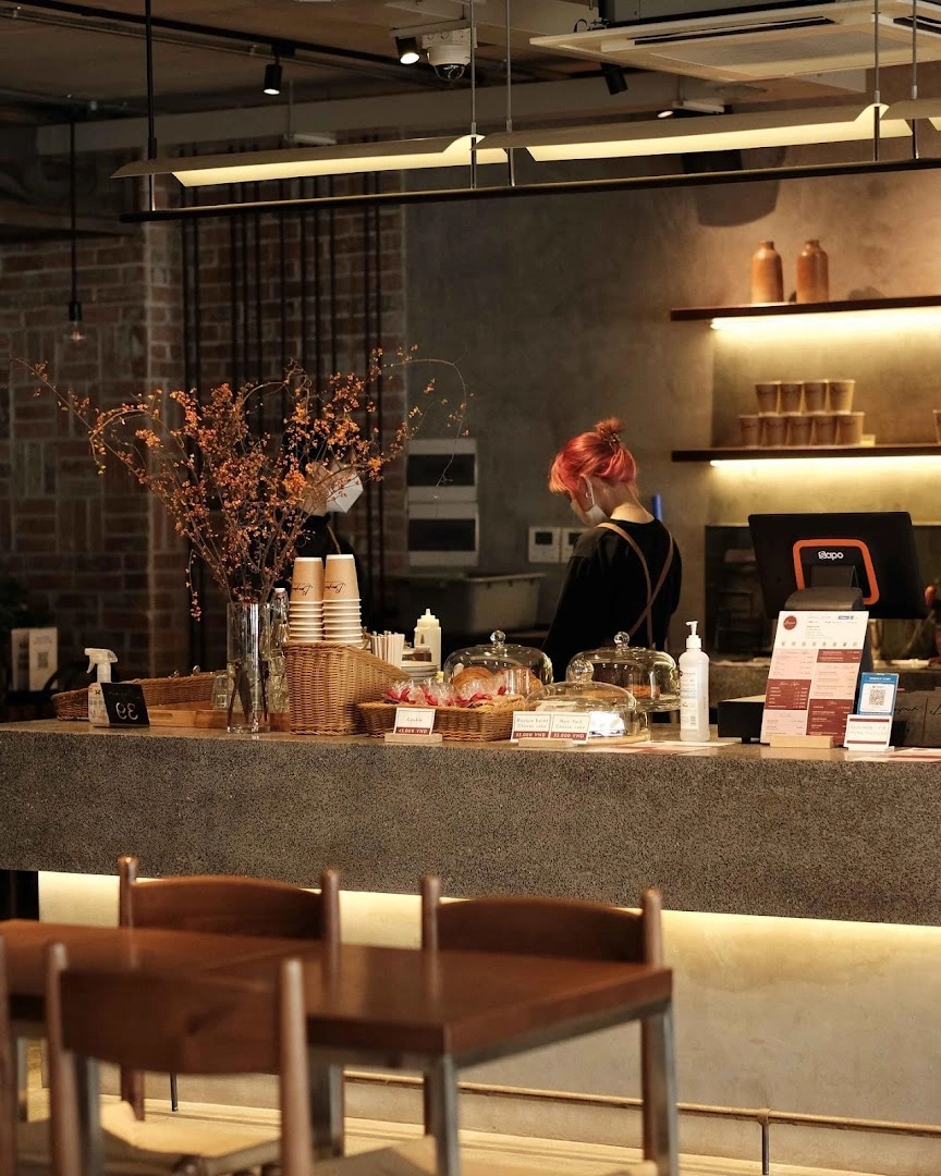 Bonjour Cafe - Image 1