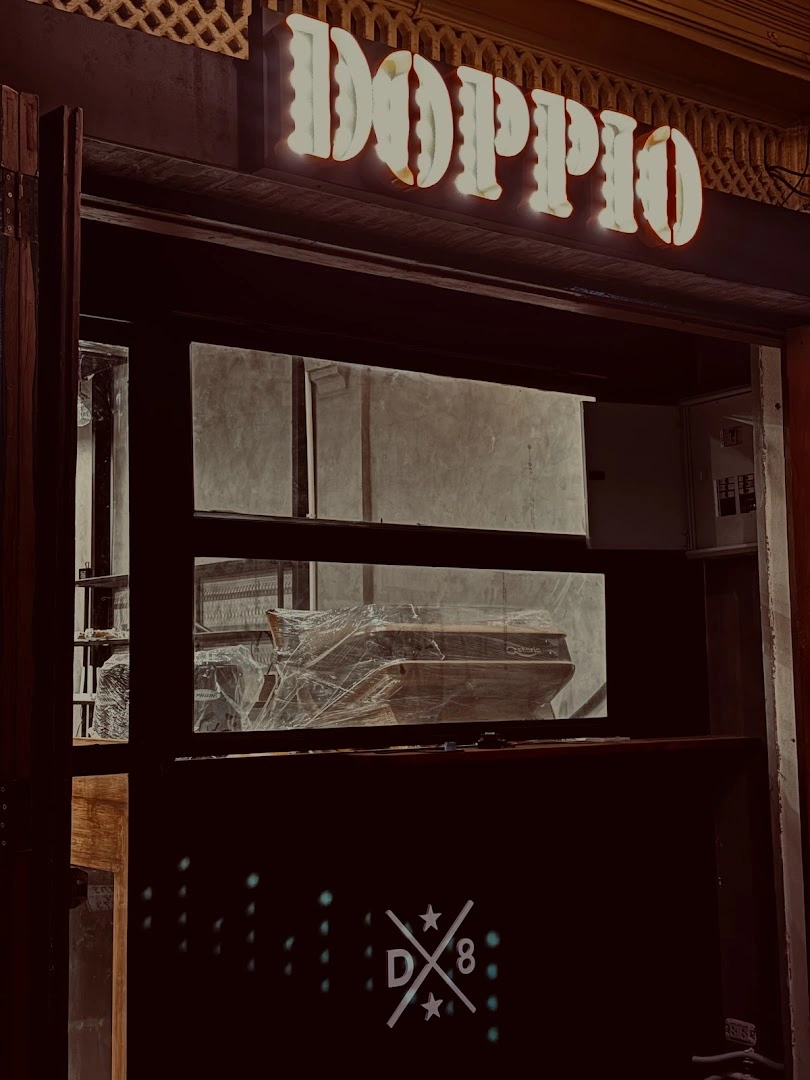 Doppio Specialty Coffee Khaosan Road - Image 1