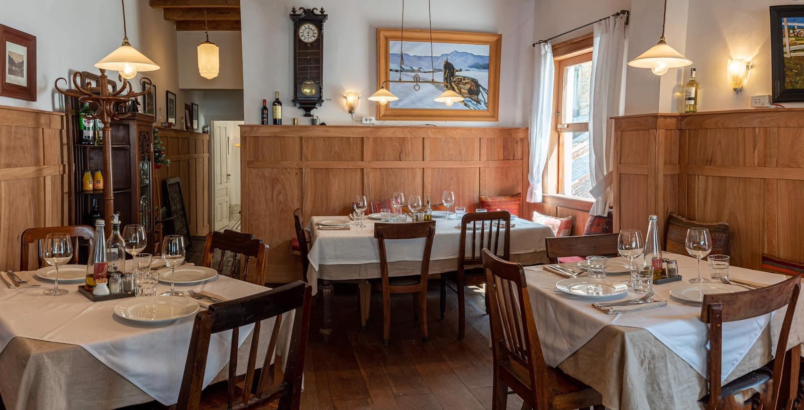 Primavera Italian Restaurant - Image 1