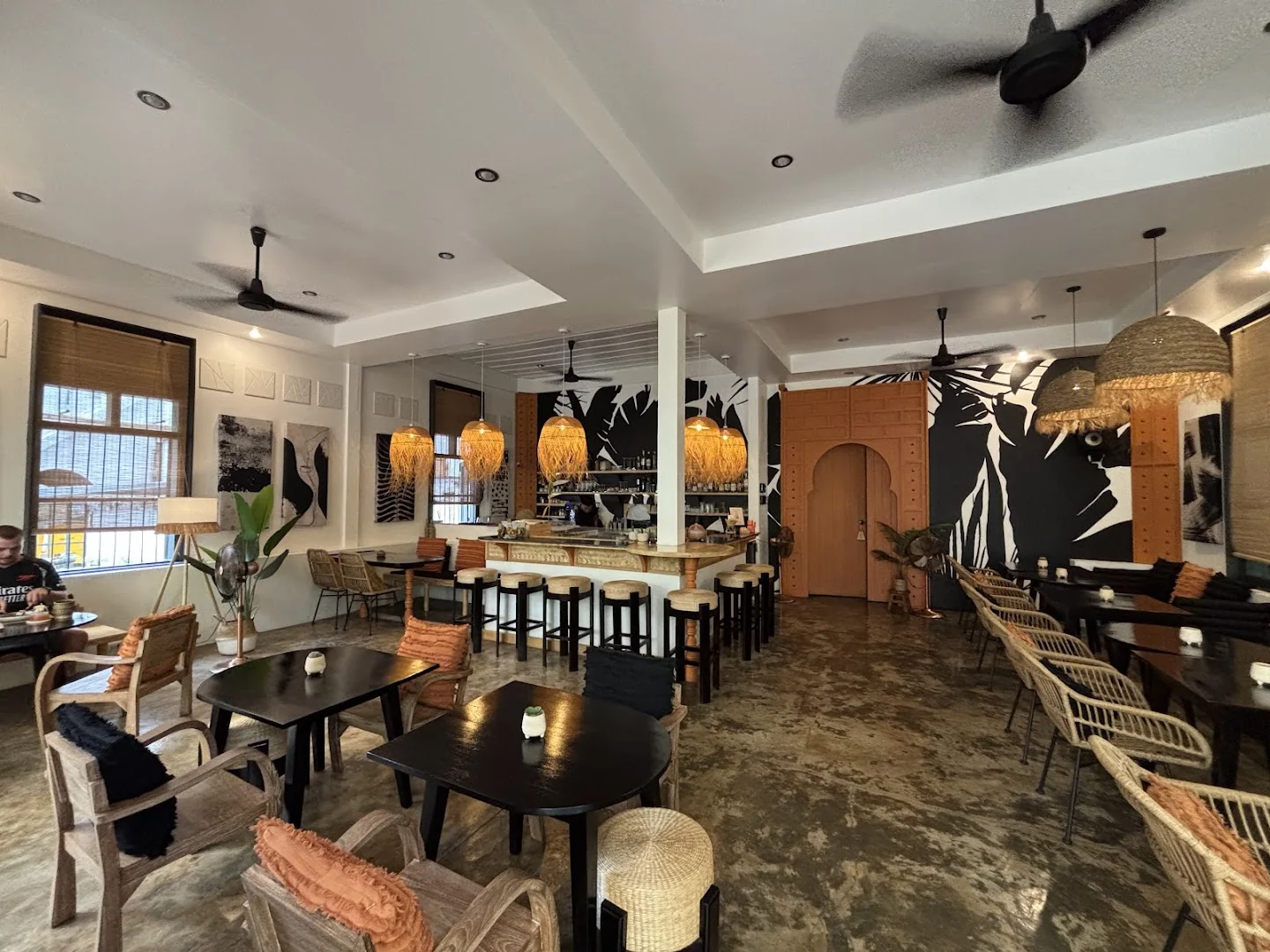 Lost In Baan - Serious Eats & Listening Bar - Image 1