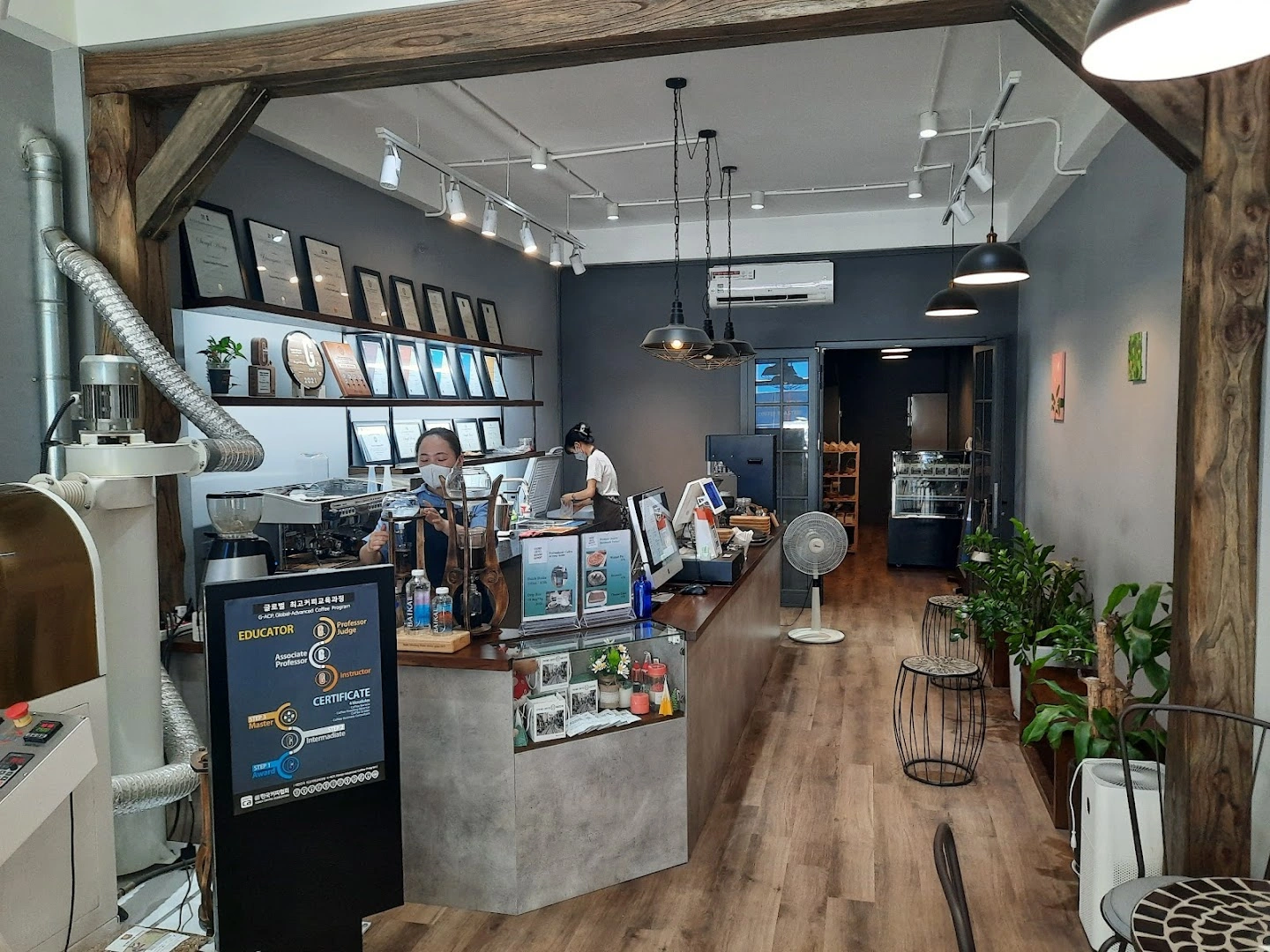 Friends Coffee Roasters- Specialty Coffee - Image 1