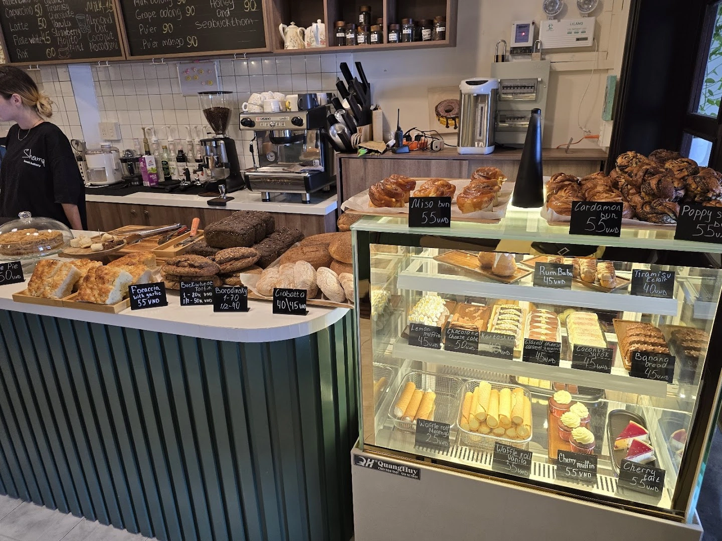Shama book bakery - Image 1