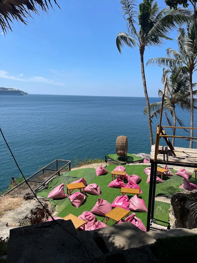 Cafe Phuket Viewpoint - Image 1