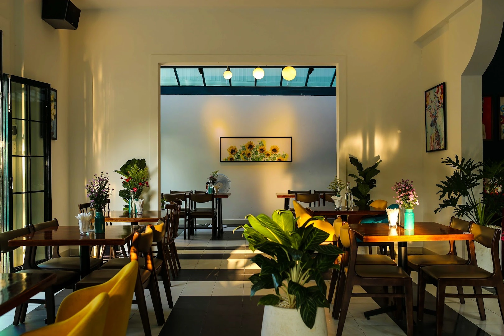 Gác Măng Rê - Kon Tum Kafé - Quán cà phê đẹp ở Kon Tum - Image 1