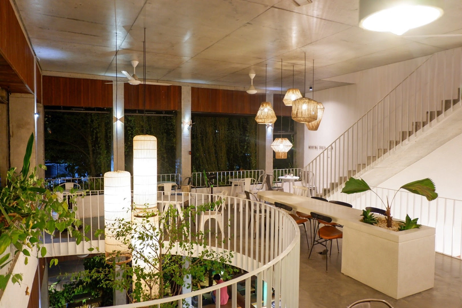 Bonte Cafe & Food (air condition working space) - Image 1