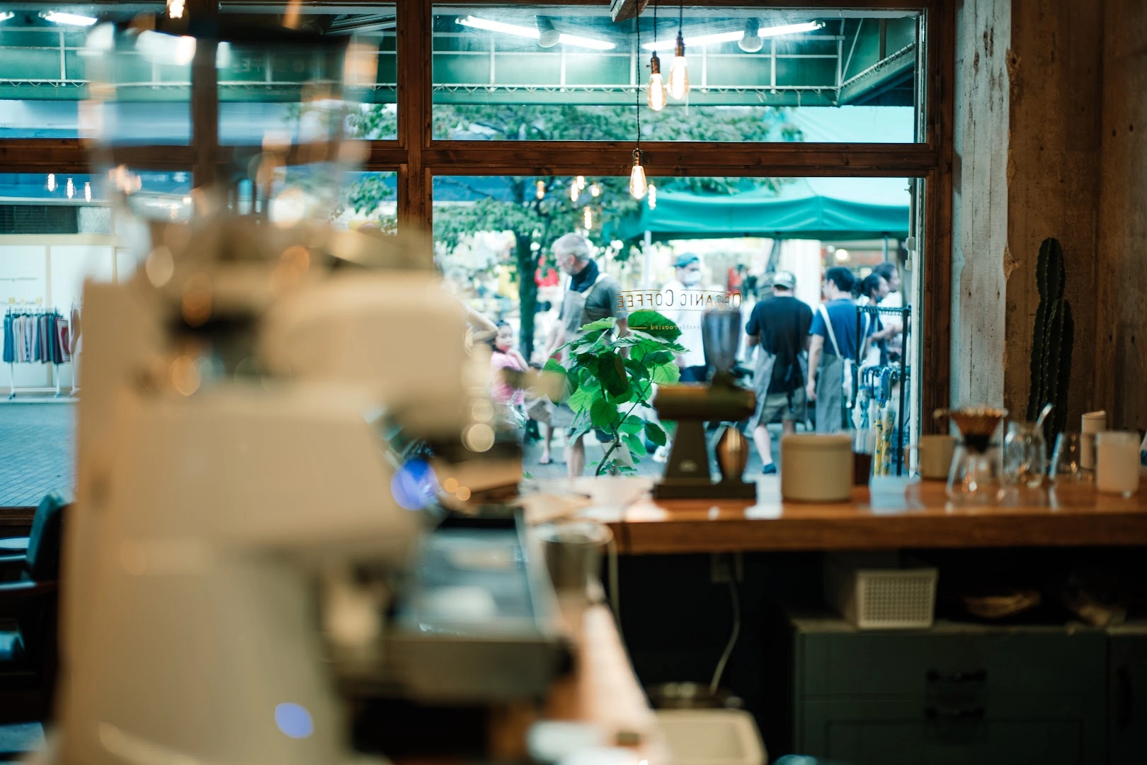Tokyo Coffee Roastery Cafe - Image 1