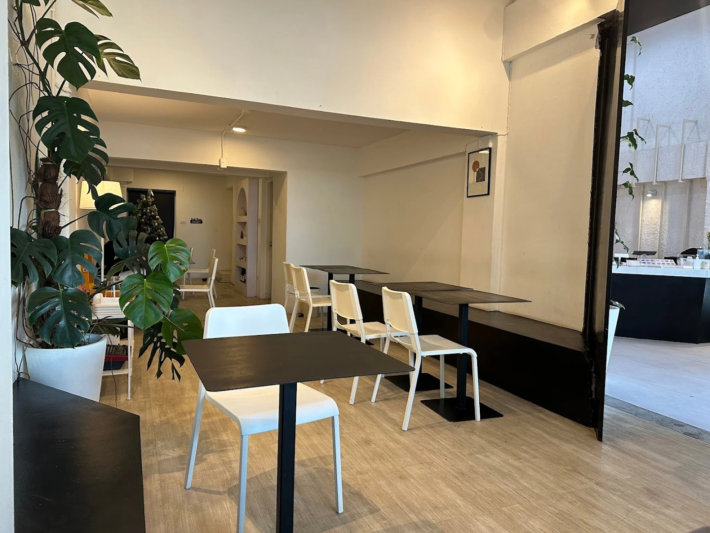 Maled Coffee Roasters : โรงคั่วเมล็ด - Image 1