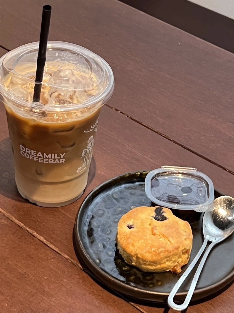 Dreamilycoffeebar. - Image 1