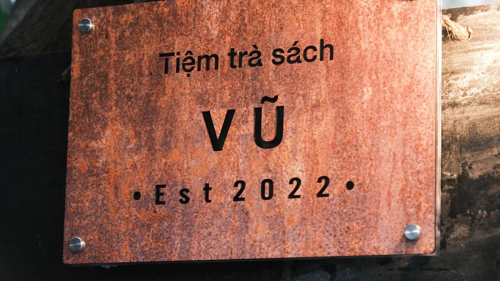 Vũ House & Tea Book - Ngôi nhà và Tiệm trà sách Phú Yên - Image 1