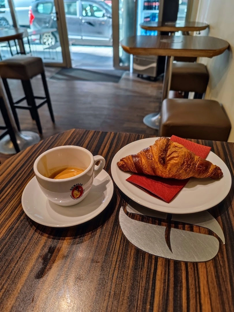 Frazer Coffee - Image 1