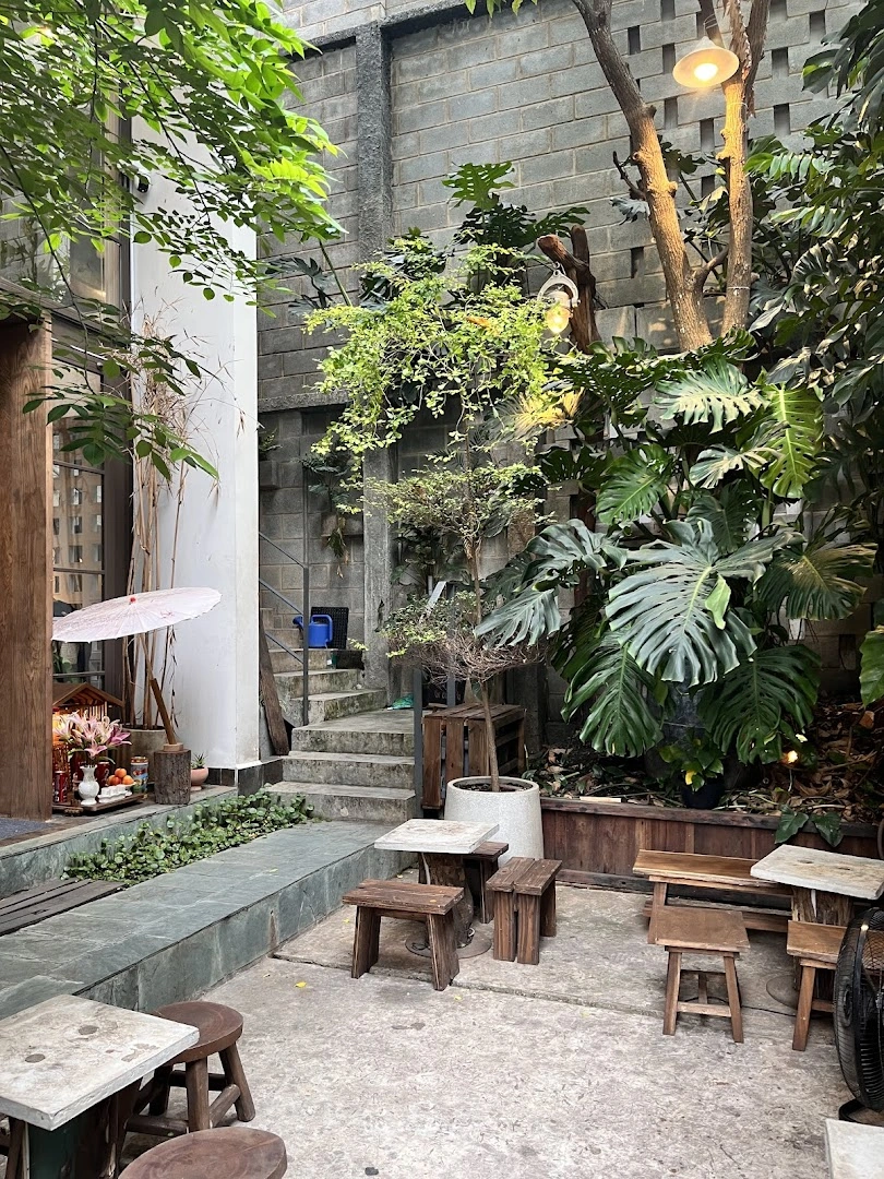 Mamoru Cafe - Image 1