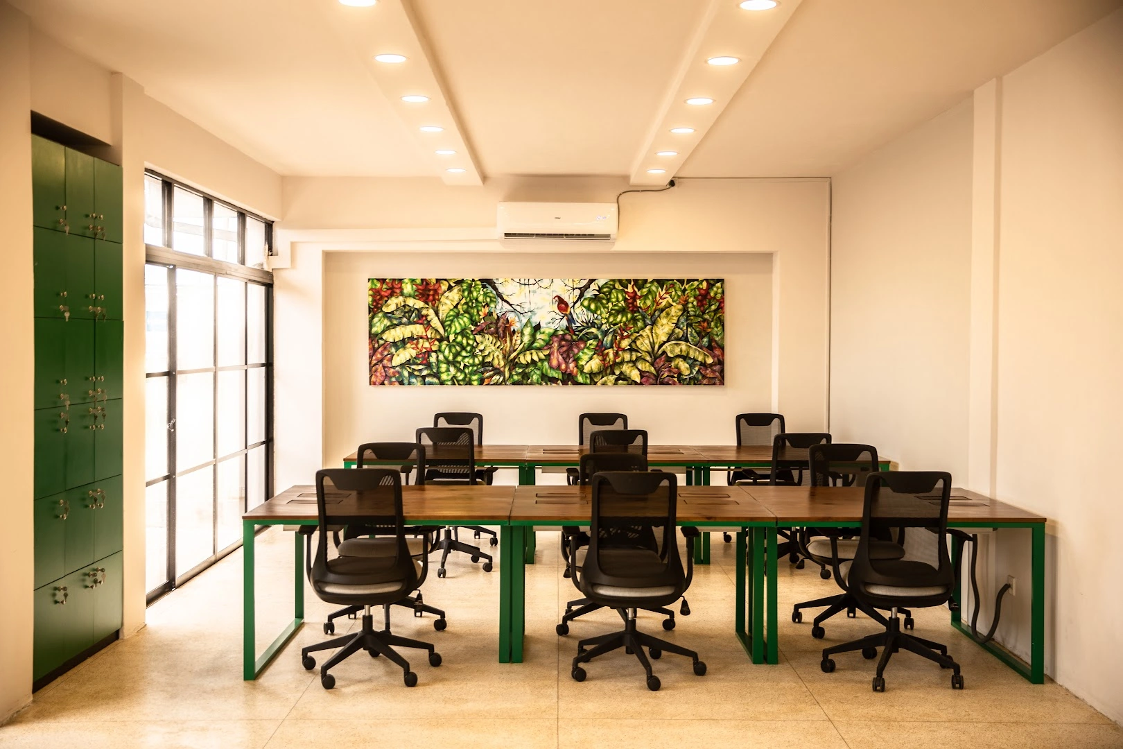 HomeTree Coworking - Image 1