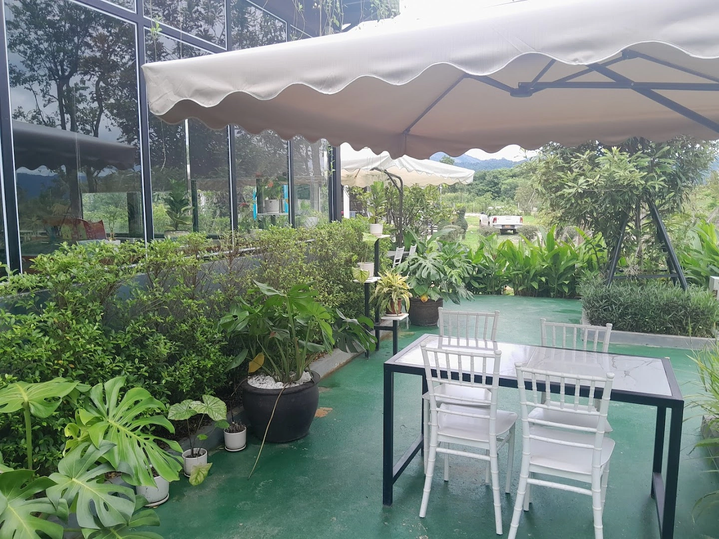 Chanmany Cafe - Image 1
