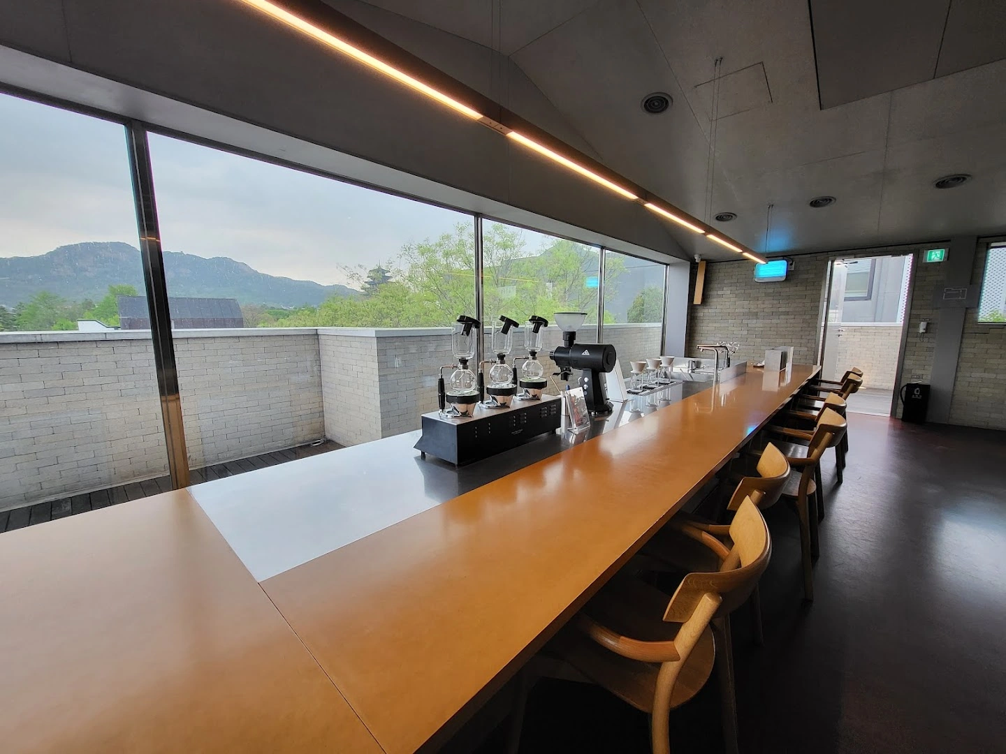 Blue Bottle Coffee Samcheong Cafe - Image 1