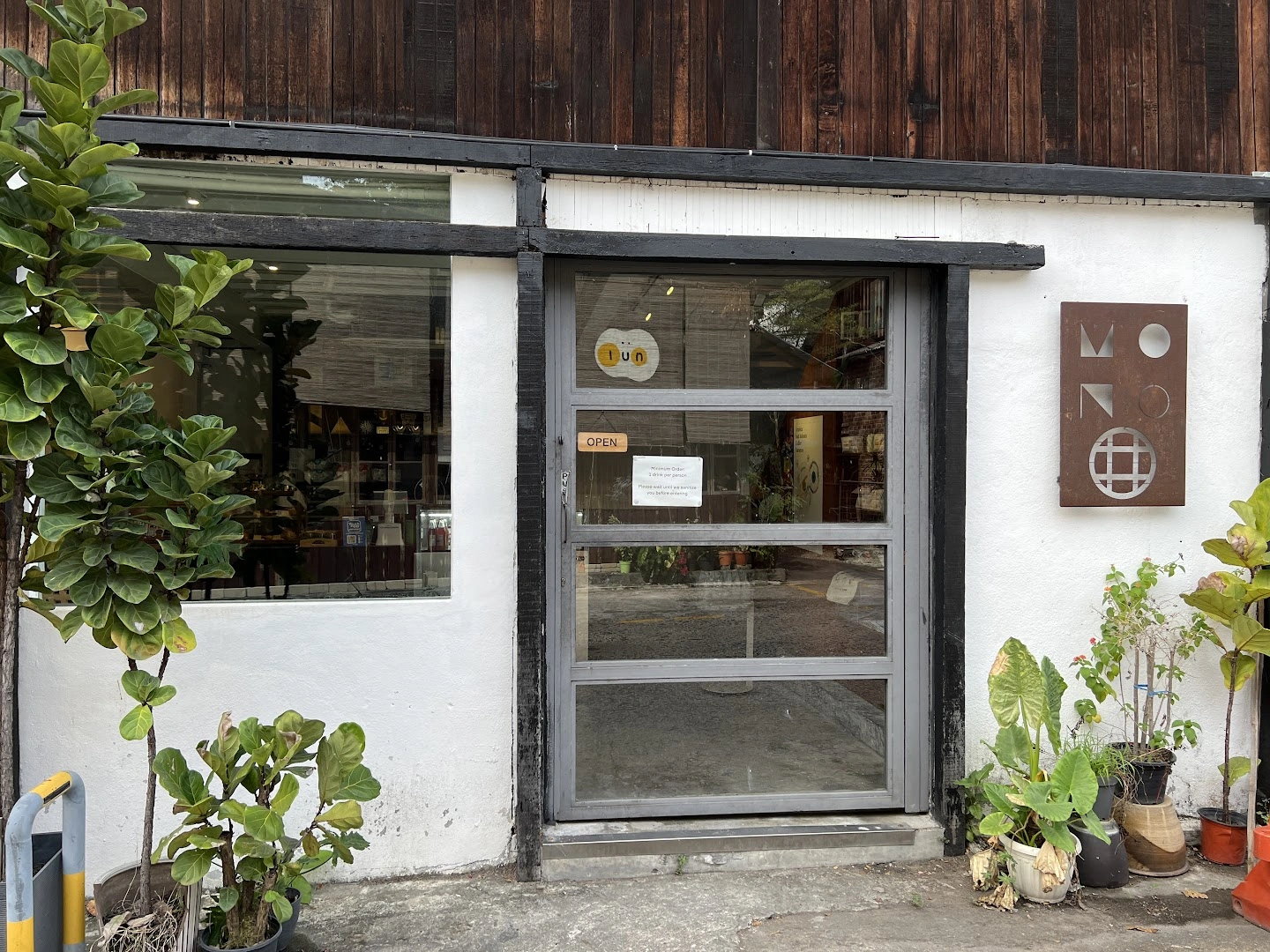 Wells Cafe - Image 1