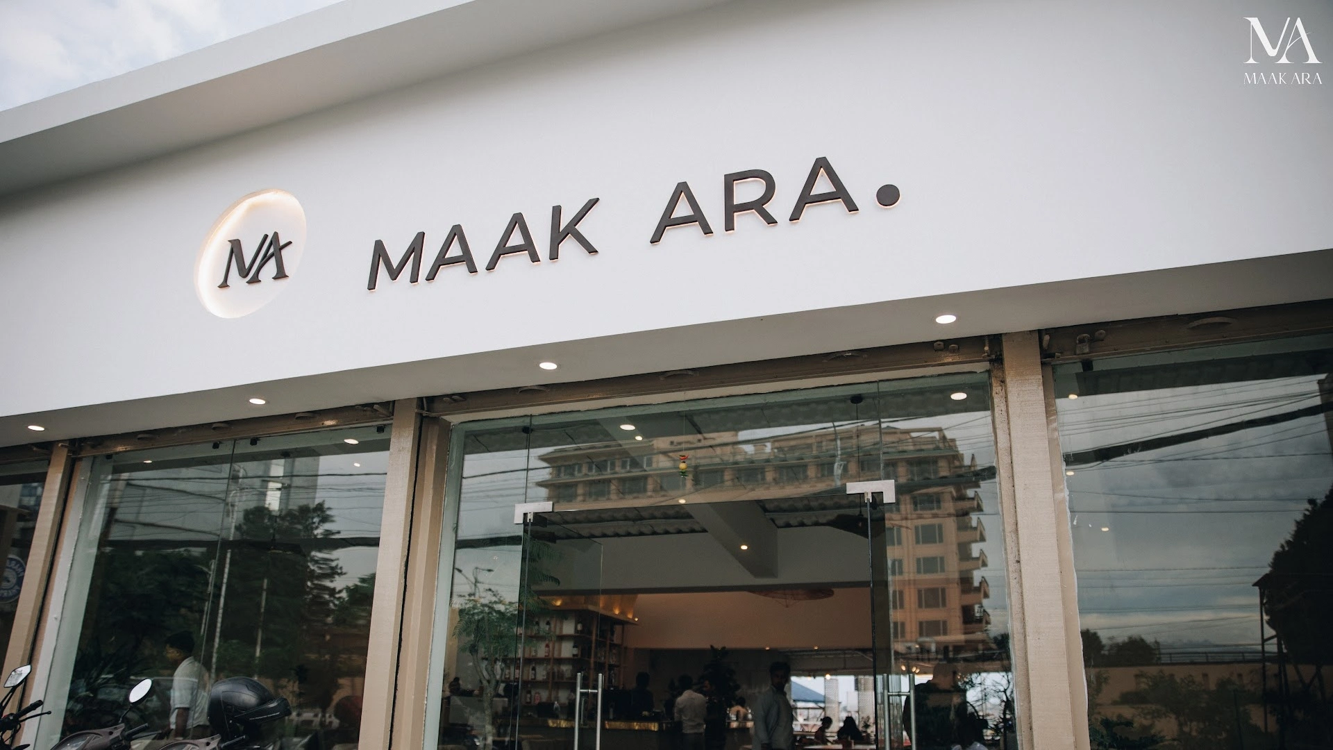 Maak Ara - Image 1