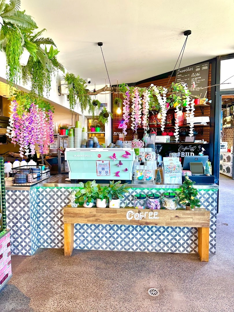 Bud cafe - Image 1