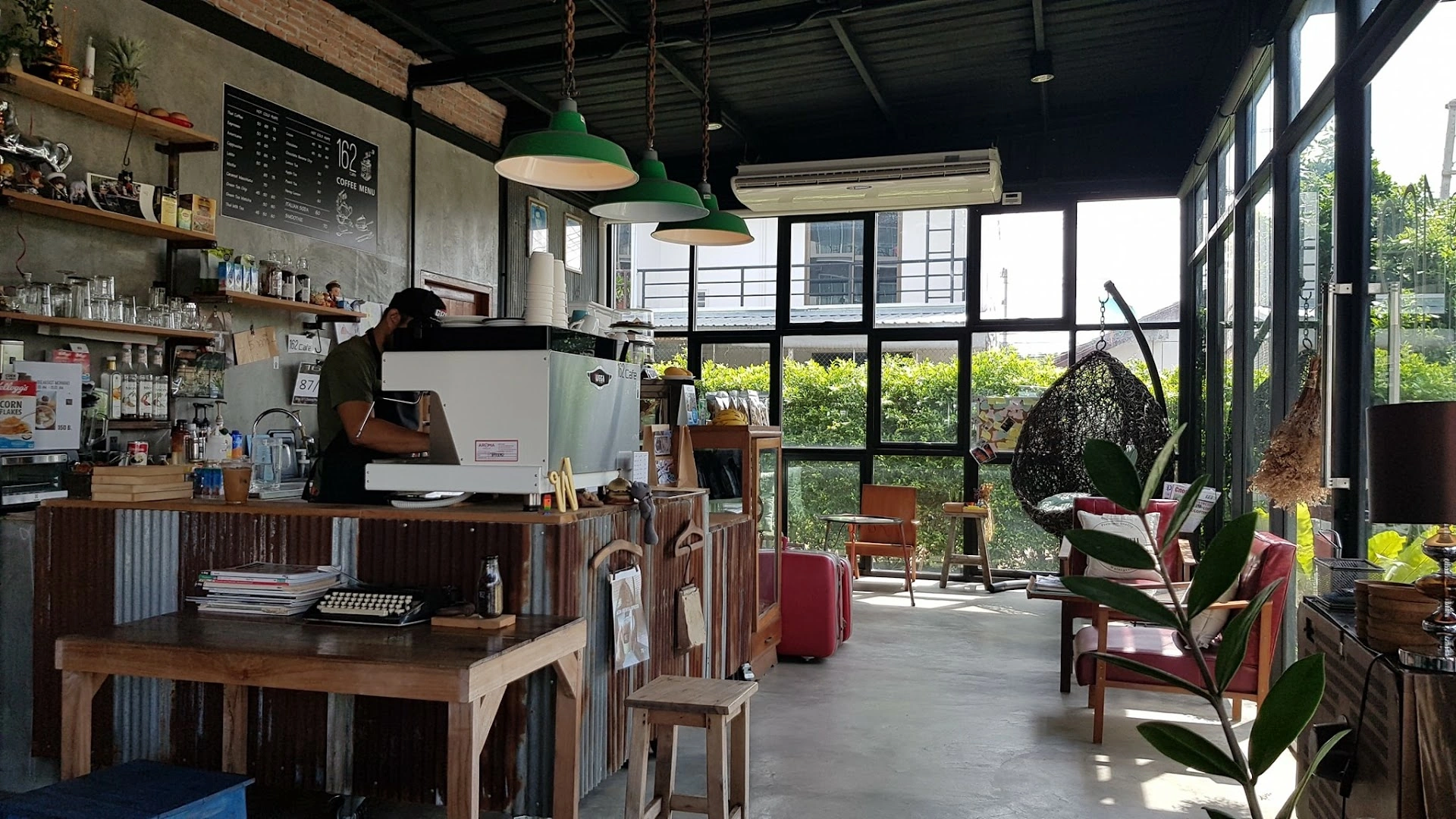 162 Cafe - Image 1