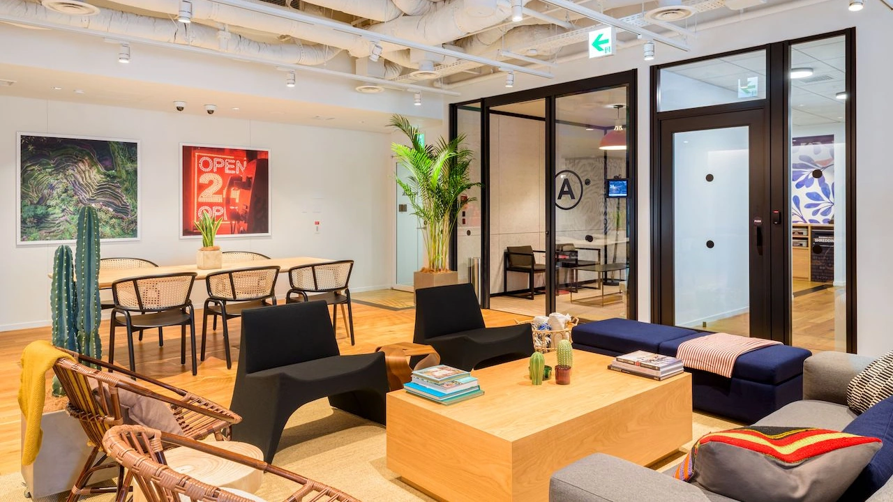 WeWork Jimbocho - Image 1