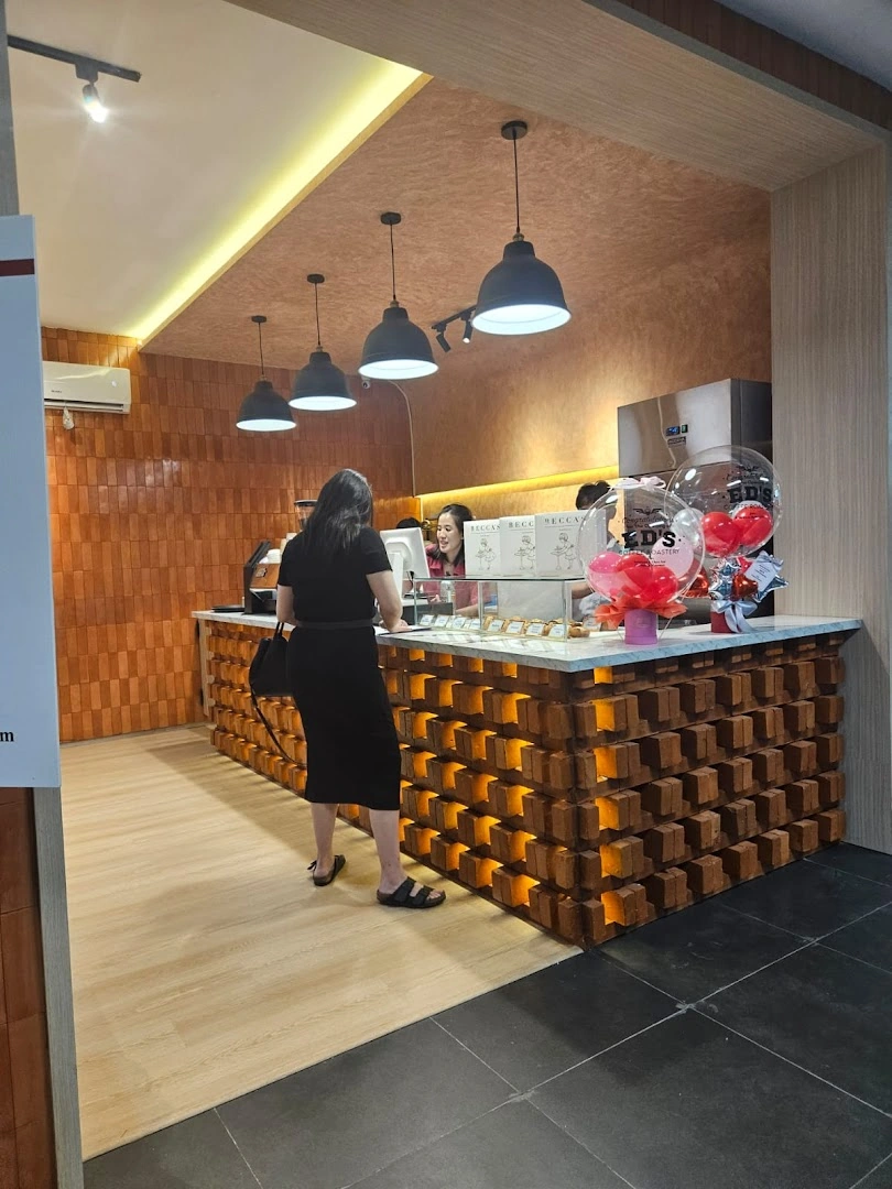 Ed's Coffee Roastery - Image 1
