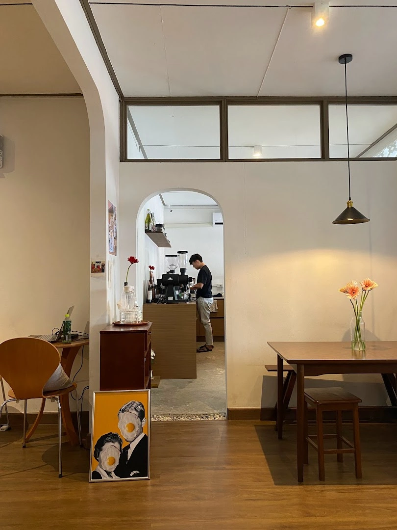 Slow Thrive coffee house - Image 1