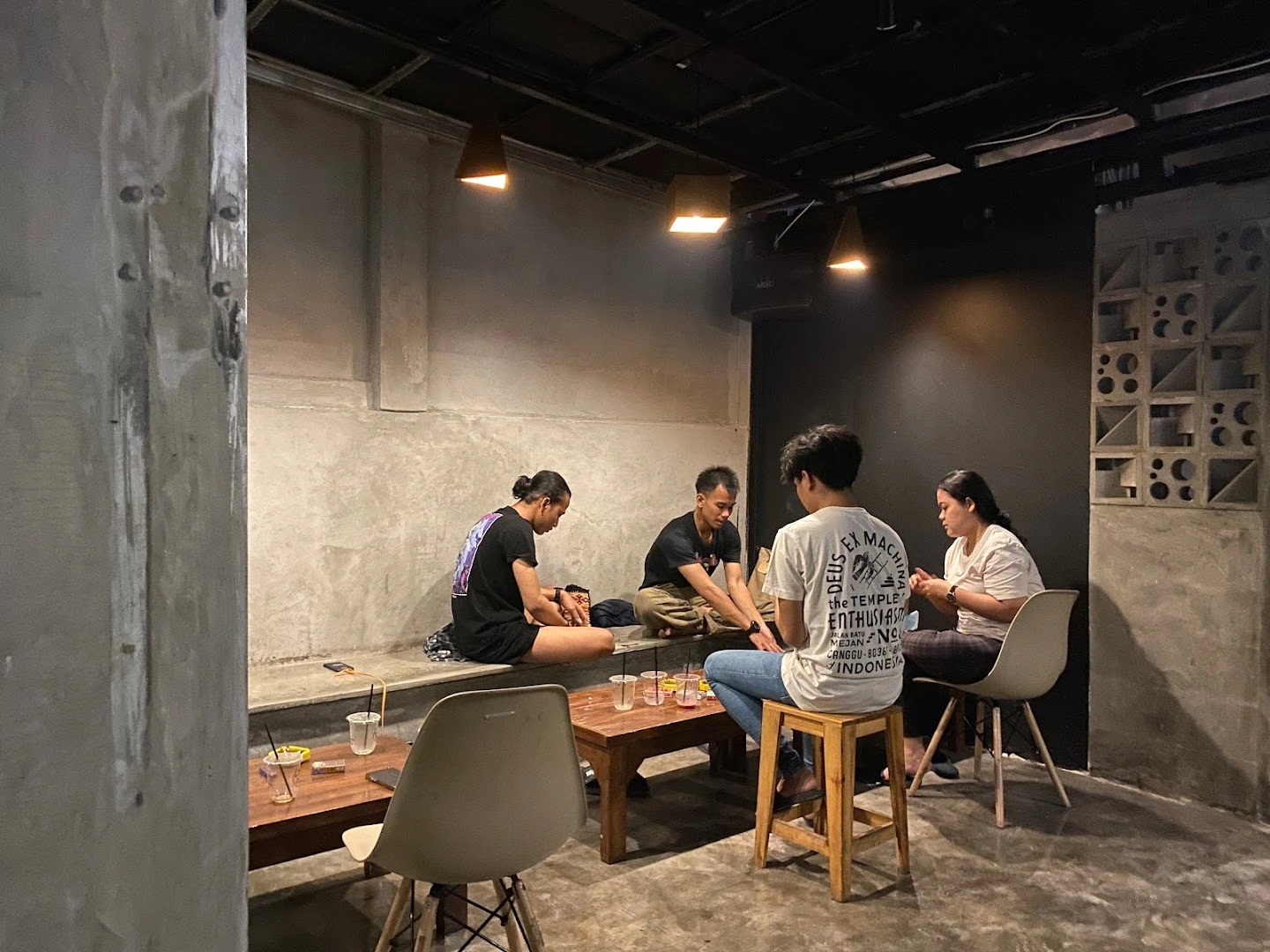 Tumbas Coffee & Space - Image 1
