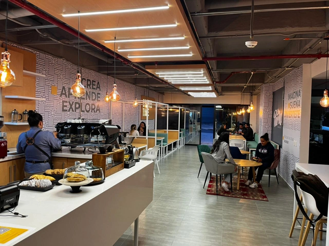 La Parla Workcafé - Image 1