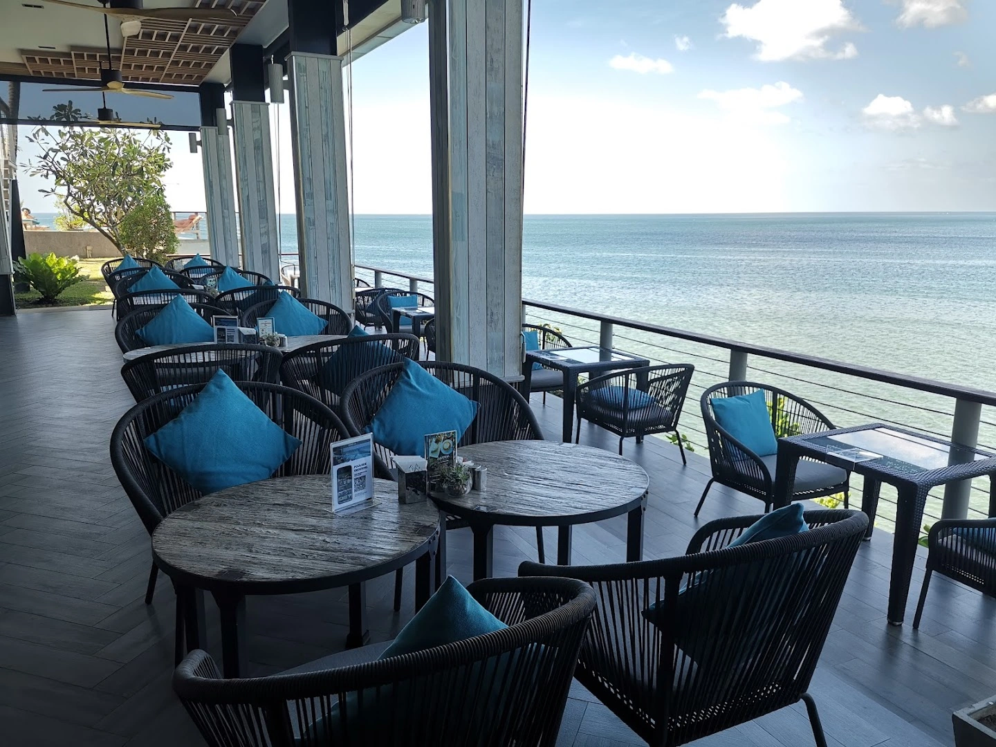 Cape Sienna Rocks Cafe - Image 1
