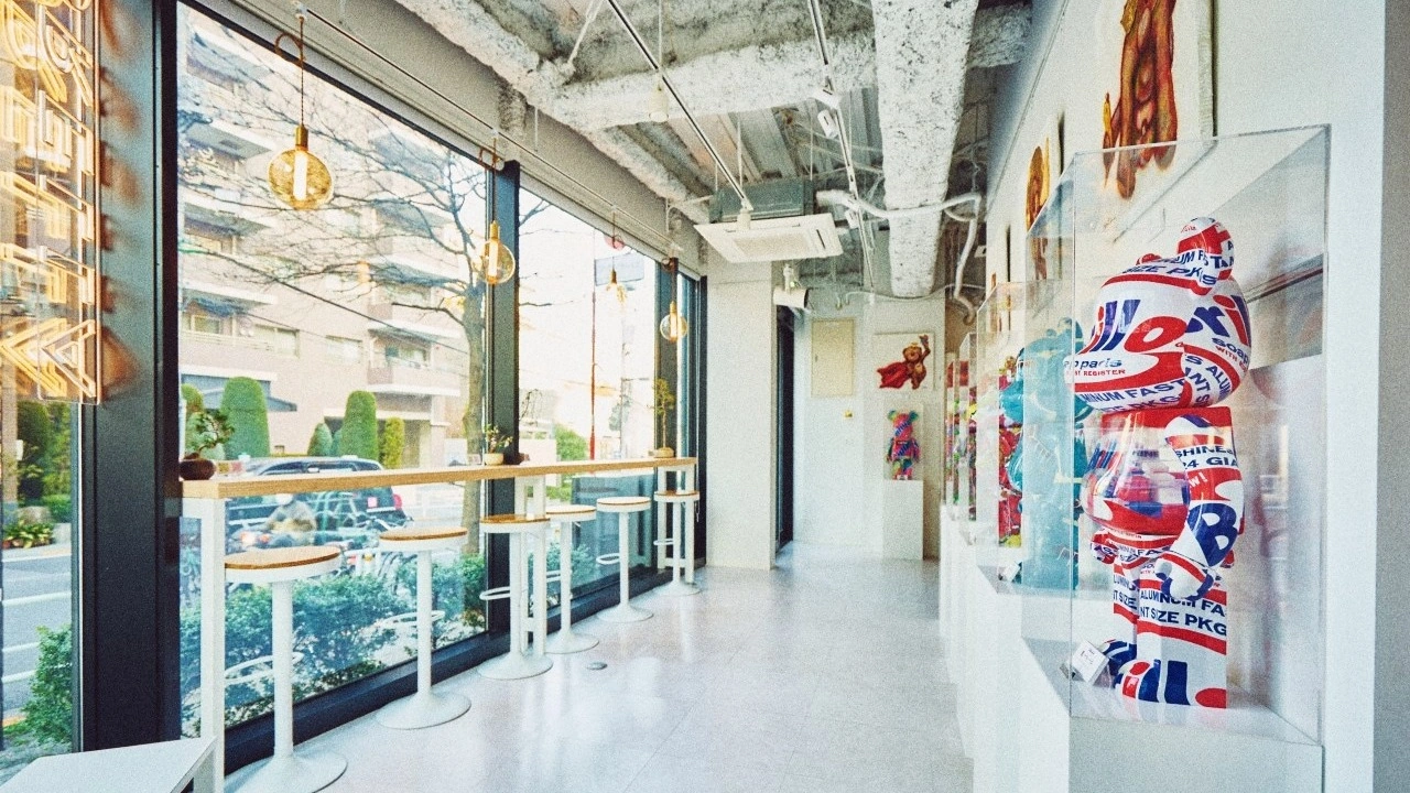 DRELLA Art Gallery / DRELLA Coffee - Image 1