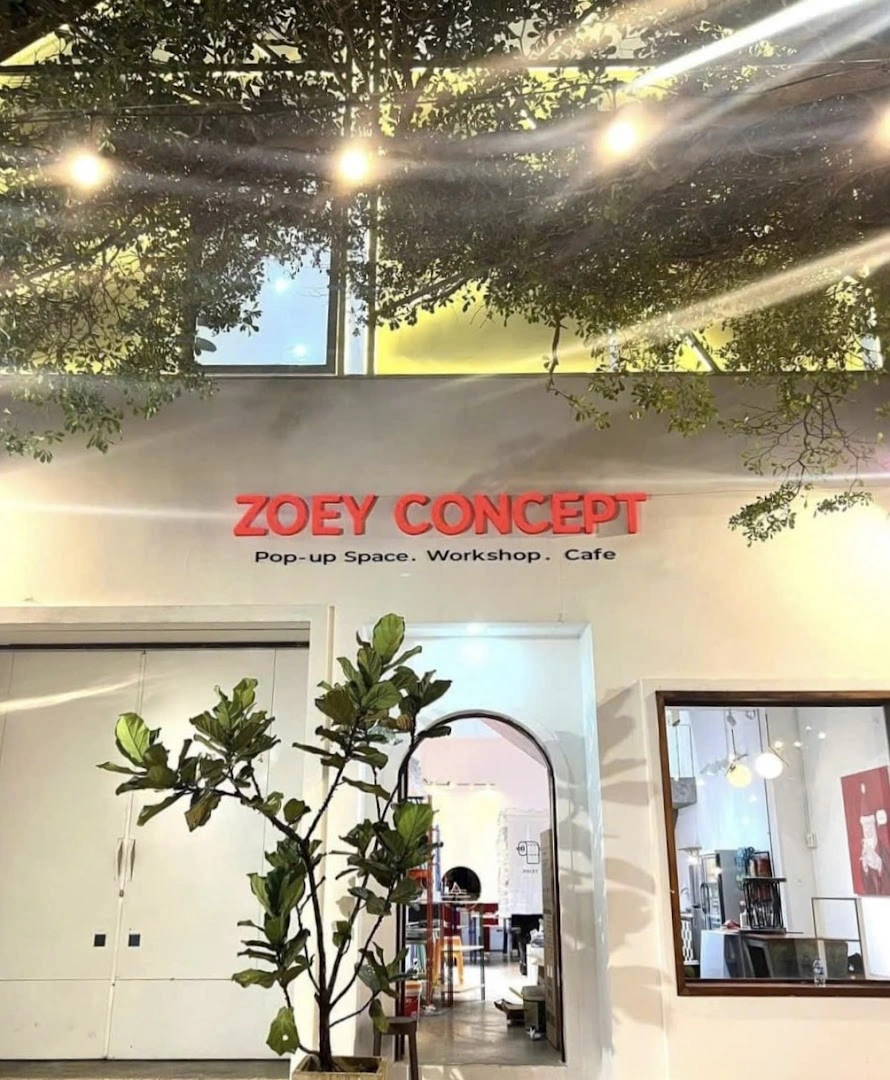 ZOEY CONCEPT - Image 1