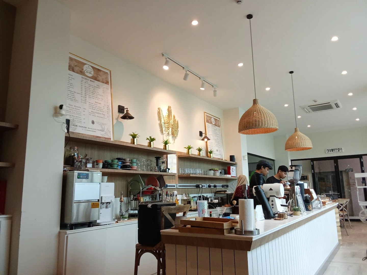 Cawan Cafe Brunei - Image 1