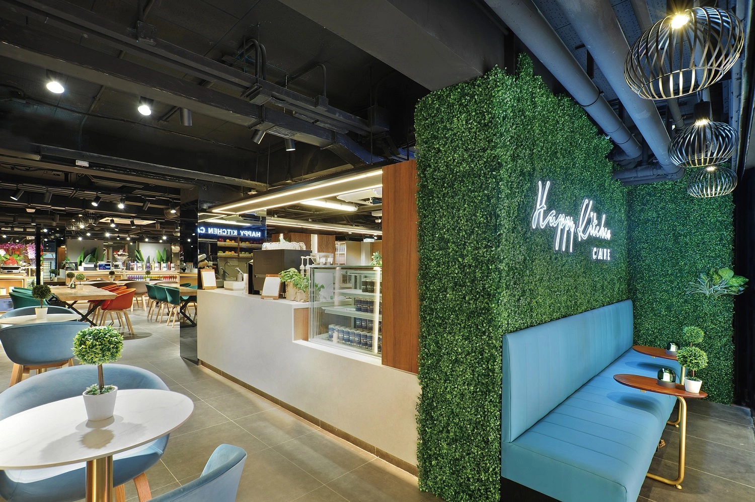 Happy Kitchen Cafe & Bar by German Pool - Image 1