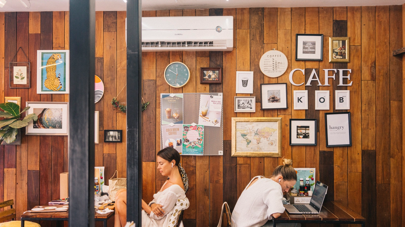 Café K.O.B Bophut - Image 1