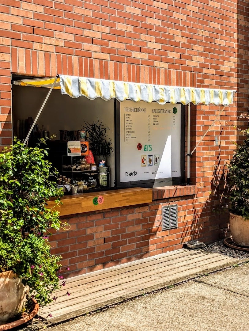 Tommys Café - Image 1